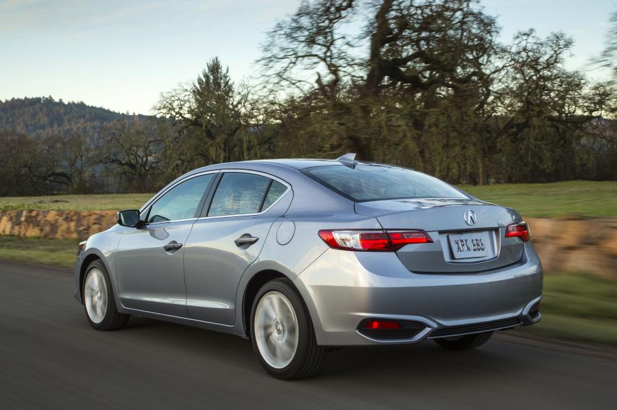  Acura ILX (DE) 2016 года  (фото 9 из 32)